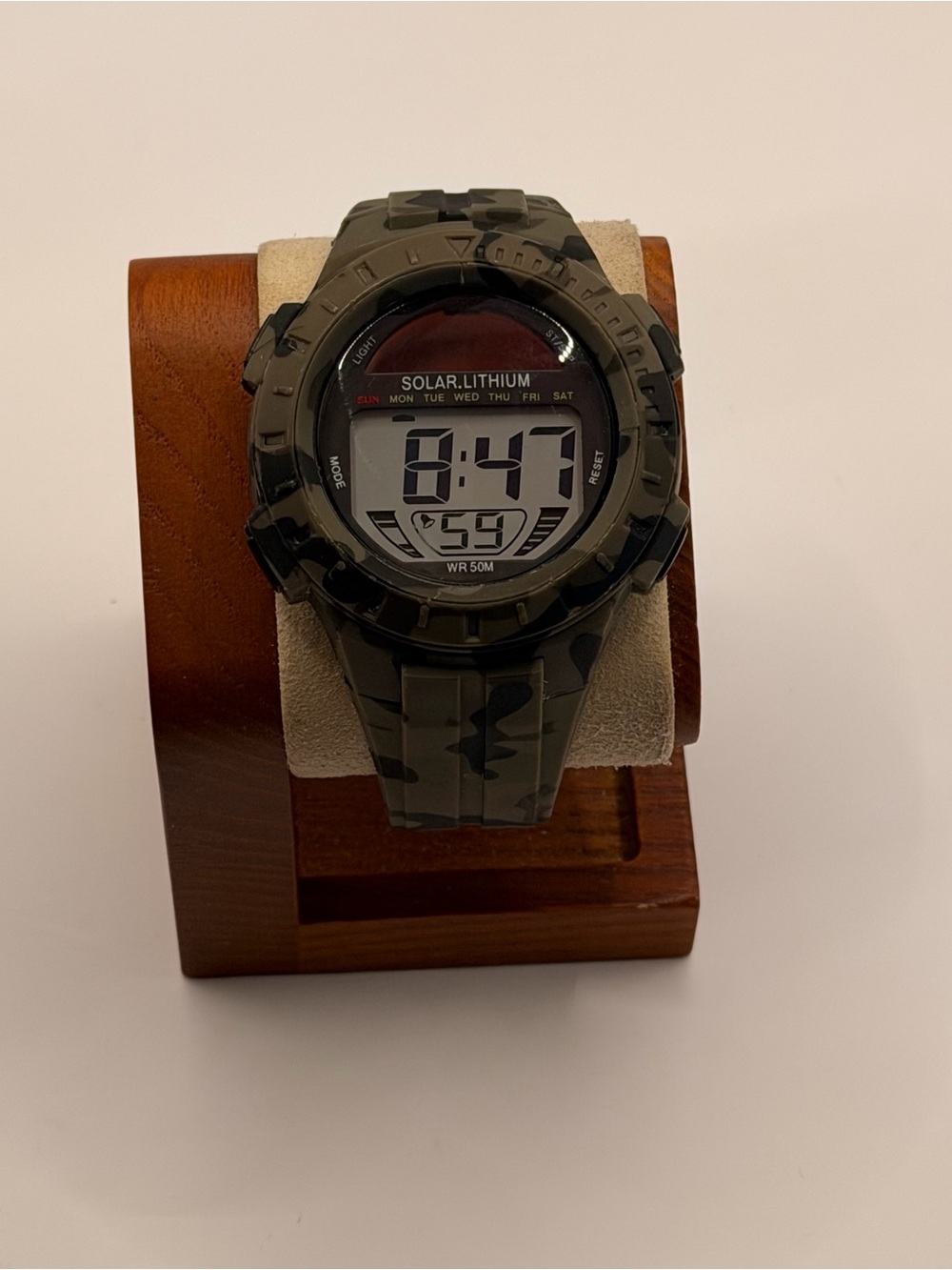 George Camouflage Mens‎ Sport Watch Digital Solar Lithium WR 50M